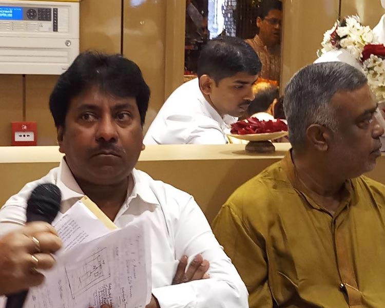 Ustad Rashid Khan at the inauguration ceremony of Shyam Sundar Co Jewelers new store Ustad Rashid Khan at the inauguration ceremony of Shyam Sundar Co Jewelers new store