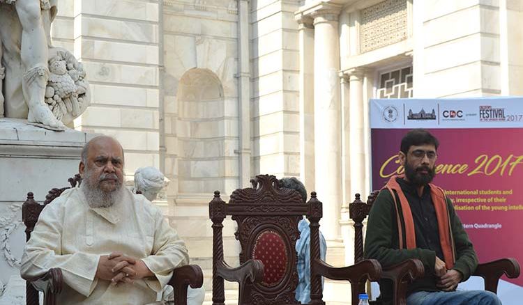 Calcutta Debating Circle organized an open house program in Victoria Memorial Hall (Eastern Quadrangle) keeping in mind the requisites of the teachers and students in the present cohort. In “Student Confluence 2017” the focus of discussion roamed around language being the barrier of communication today. A number of schools from poles apart participated in the program and they all came up with their own views regarding this. The best part of “Student Confluence 2017” is there was hardly any language blockade when students worldwide intermingled with each other at ease.  English is unquestionably imperative today for official purpose but that cannot actually delimit your social standard or your level of education. It is always possible for any person who holds the highest possible degrees to be very poor in spoken English. Underestimating that person is undeniably a curse to the society. This is what is actually happening in this generation. People tend to evaluate you according to your knowledge and grip over English language. The famous artist Shuvaprasanna Bhattacharya exclusively put up his own views in Bengali, his mother tongue and said that it is the emotion of the interacting people that matters not the language all the time. All you need is to have clear conception of what you are trying to speak out.  Chandril Bhattacharya, the celebrated columnist admitted the fact that today people are more inclined to the English language because that has actually become the benchmark of the education you have achieved in life. He also added, If you propose somebody in Bengali and say “আমি তোমাকে ভালবাসি”, there is high chance that your proposal will be denied. Contrary to this, if you come up with “I love you” then you do have a chance of acceptance.  Since ages English language holds a position where one cannot altogether negate its prominence in the professional field, but it is to be ensured that one should not be adjudicated by only his speaking power or vocabulary. Learning itself has no ending and it is the onus of the teachers to monitor the next gen. They should have guidance on the proper communication skill and they should be taught to make life and language simpler so that communication never becomes the barrier to the carrier