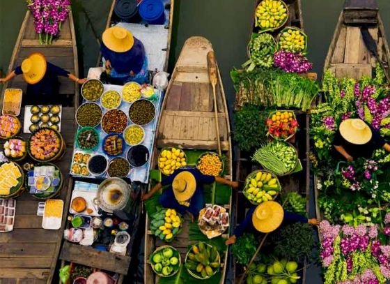 Floating Market: Hint of Thai in Kolkata city