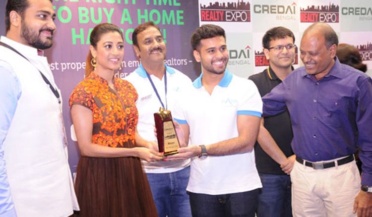 Paoli Dam Graces the Closing Ceremony of CREDAI Bengal's 10th Realty Expo