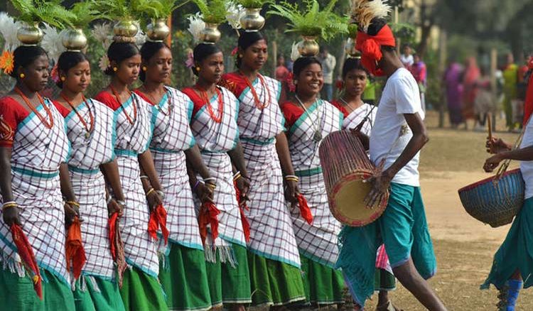 “পৌষ তোদের ডাক দিয়েছে….”