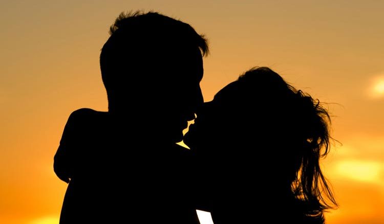 5 Dating strategies to impress your partner