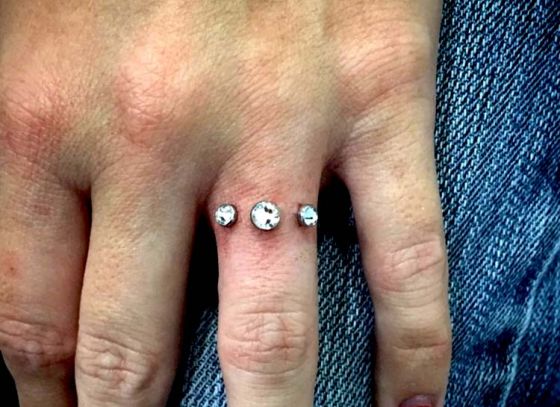 Engagement piercing..! The new way to display commitment