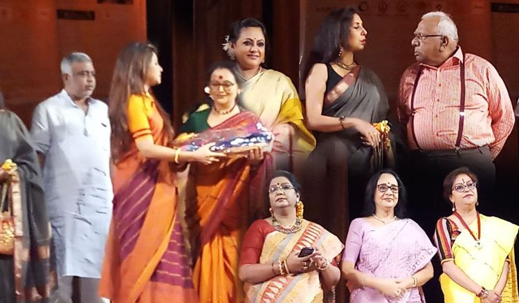 Aaji E Bosonte: spectacular performance by Aantorik and a bevy of luminaries