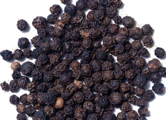 A pinch of black pepper can make your health better