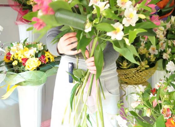 5 Ways to Keep Floral Arrangement Fresh