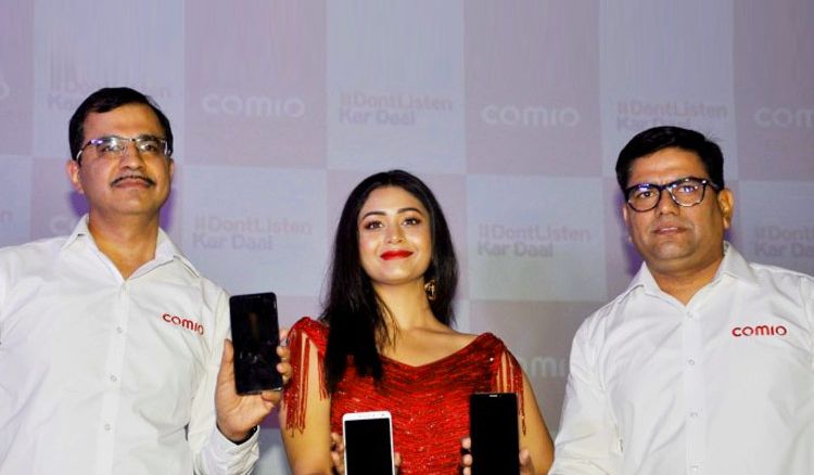 COMIO Launches ‘X1 Note’ in Kolkata with Ritabhari Chakraborty