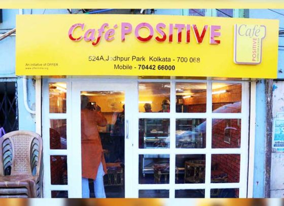Cafe Positive: Positivity in the air