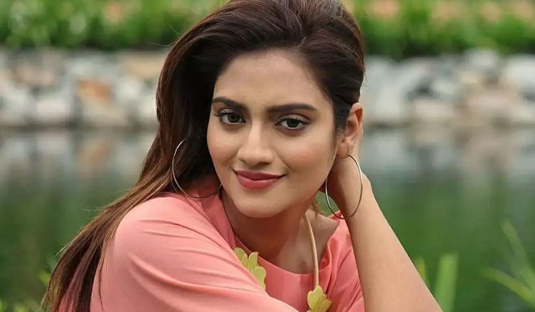 ‘Pujo toh ashe geache’ for Nusrat Jahan