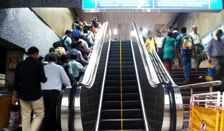 Experts to monitor escalators