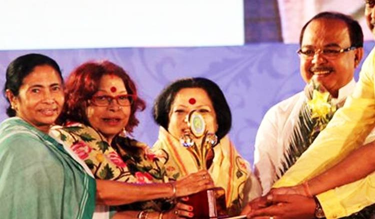 CM Mamata Banerjee attends ‘Biswa Bangla Sarod Samman’ event