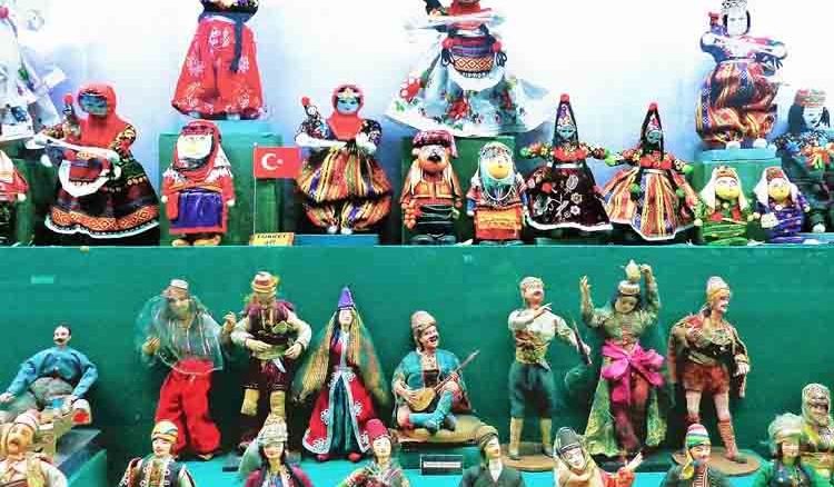 The tale of Bengali dolls