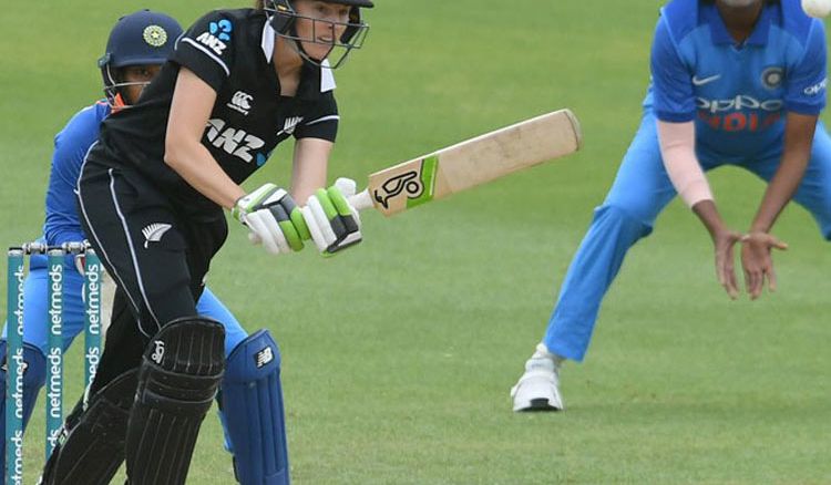 India women lose to New Zealand women