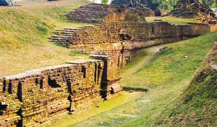 Chandraketugarh- A Site Filled With Historical Relics!