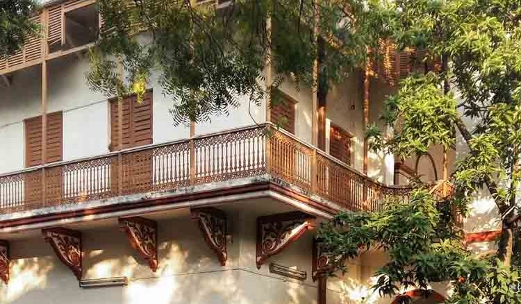 A house of books A house of books