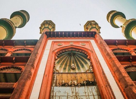 Nakhoda Masjid and Tipu Sultan Masjid likely to accommodate women for saying namaz