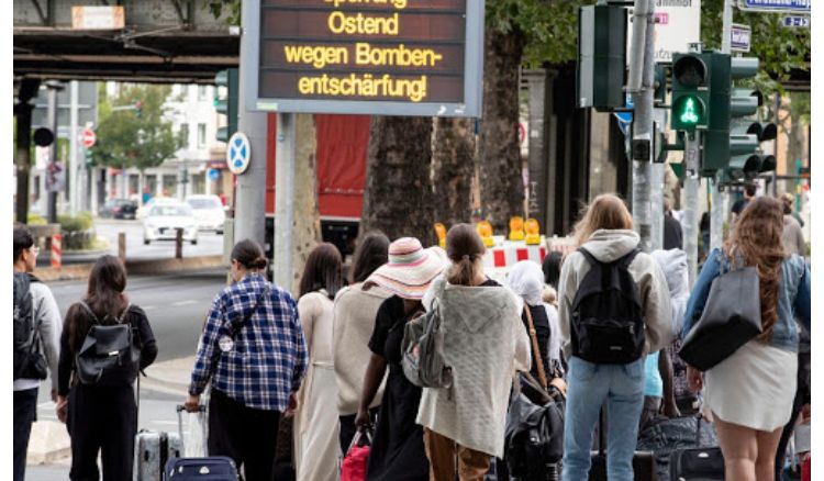 2nd world war bomb defused at frankfurt