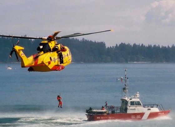 Twin ICG operations rescue 21