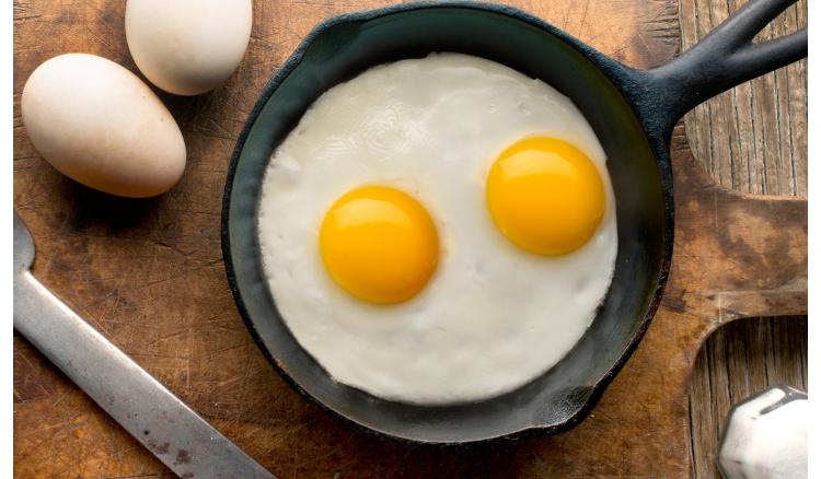 How many eggs should be eaten in one day?