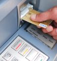 এটিএম পরিষেবায় আসছে পরিবর্তন