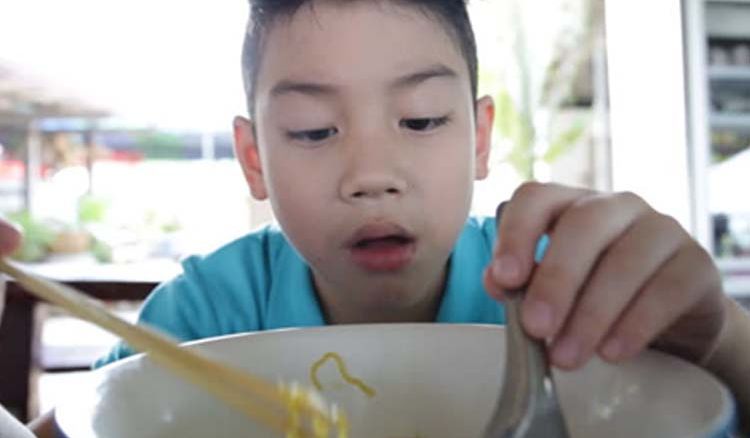 Instant noodles, a venom for Asian kids