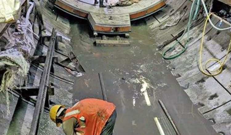 Tunnel boring machine moves for maintenance