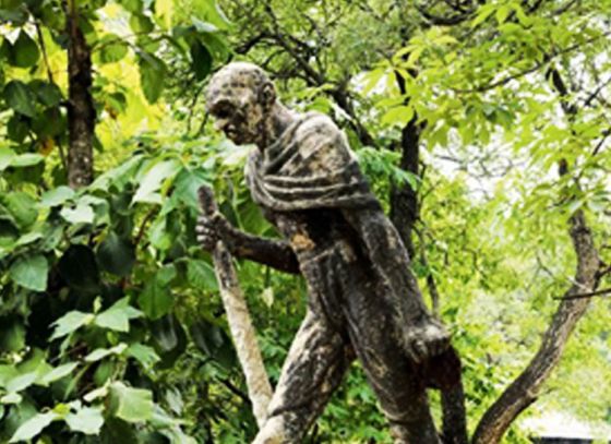 Visva Bharati to renovate Gandhiji’s statue