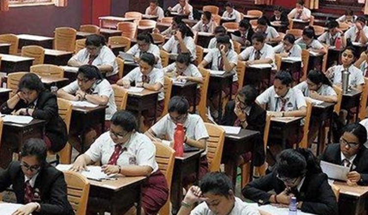 No phones in examination halls during Madhyamik