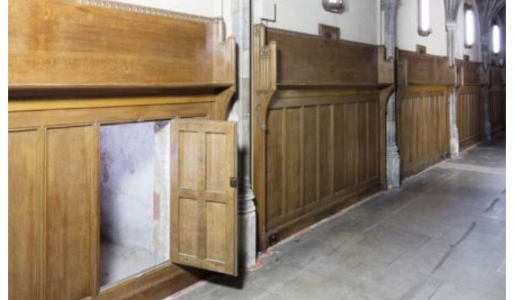 Secret doorway in British Parliament discovered