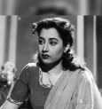 শ্বশুরবাড়ির অত্যাচার পেরিয়ে সিনেমাকে আঁকড়ে ধরেছিলেন সুমিত্রা দেবী