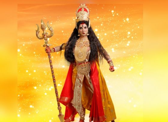 'সিংহবাহিনী ত্রিনয়নী'-তে মা দুর্গা ভূমিকায় দেখা যাবে শুভশ্রীকে