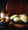 ফুলকপির শিঙাড়া নাকি কড়াইশুঁটির কচুরি, বলুন দেখি বাঙালির সেরা ‘শীত অতিথি’ কে?