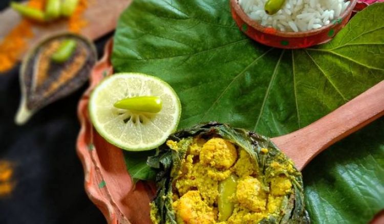 Winter Special Fish Recipe: Choto Chingri Paturi & kachki Paturi