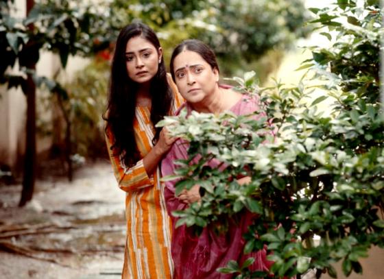 'Ek Chaad Er Niche' brings back memories of joint families!