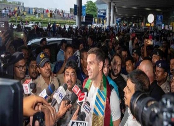 FIFA World Cup: Golden Glove Winner Martinez Enjoyed A Special Lunch Platter In His Kolkata Trip