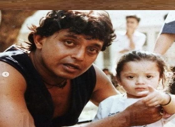 ডাস্টবিনে ফেলে যাওয়া শিশুকন্যাকে দত্তক নিতে রাত জেগেছিলেন সুপারস্টার মিঠুন, সঙ্গী স্ত্রী যোগিতা