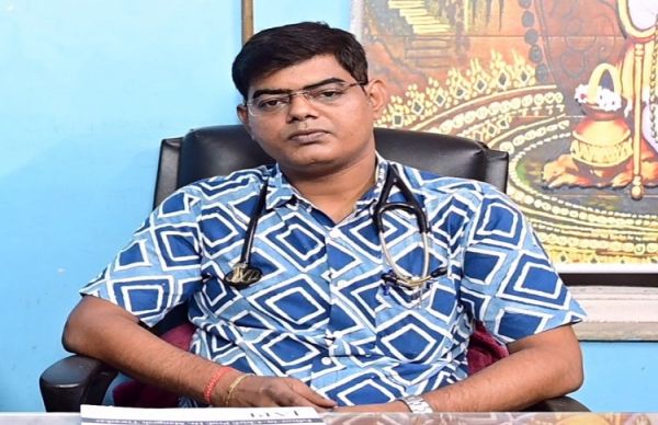 ডেঙ্গু ও ভাইরাল জ্বরে কীভাবে সাবধান হবেন, জানালেন বিশিষ্ট চিকিৎসক ডাঃ সঞ্জীব কুমার