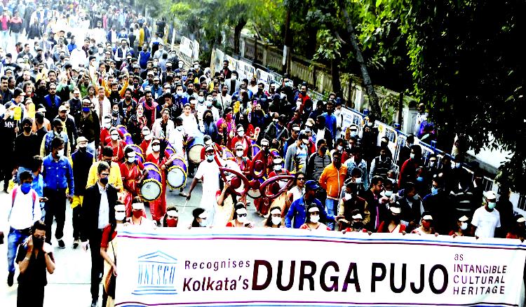 Kolkata's 24 Durga Pujas and 2 'Bonedi Baris' Shine in UNESCO Preview Showcase