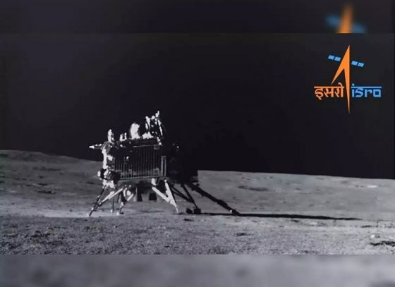 Is there any chance of Chandrayaan 3's lander Vikram being awake?