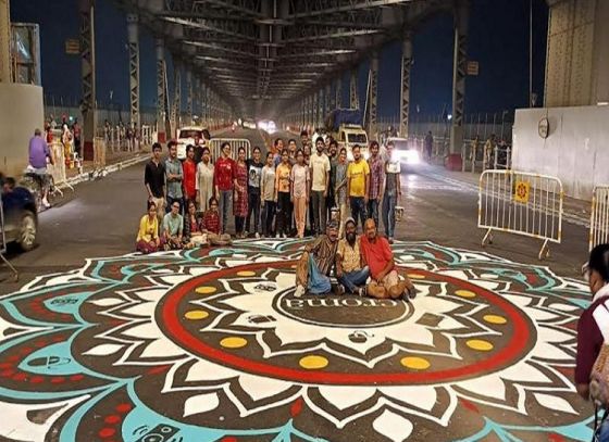 Croma's Spectacular Alpona Transformation of Howrah Bridge Lights Up Durga Pujo Celebrations