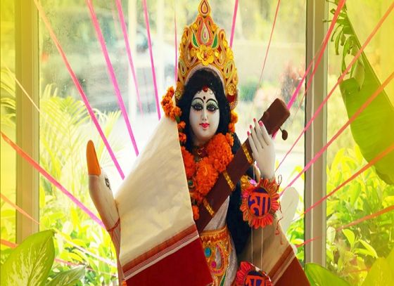On 2024, Saraswati Puja And Valentine's Day Unite On A Special Day! Know In Details