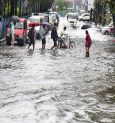 Remal Cyclone: Kolkata Residents Face Havoc On Monday!