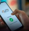 UPI Update: নিয়ম না মানলে ১ এপ্রিল থেকে বন্ধ হয়ে যাবে ফোনের ইউপিআই লেনদেন, কেন এই সিদ্ধান্ত?