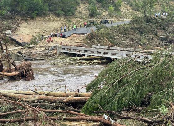Texas Flash Floods: টেক্সাসে হড়পা বানে মৃত্যুর সংখ্যা বেড়ে ৮২, উদ্ধারকাজে নামল কোস্ট গার্ড