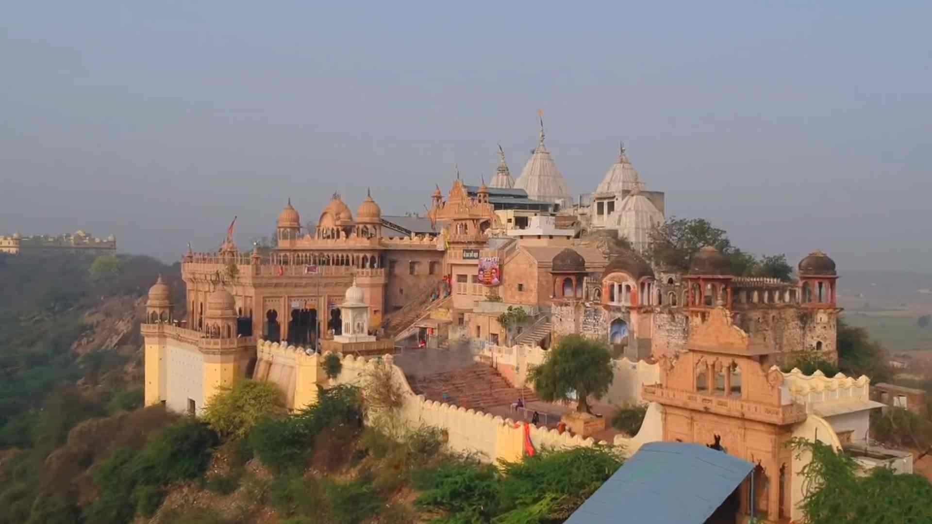 राधा-रानी-मंदिर-बरसाना