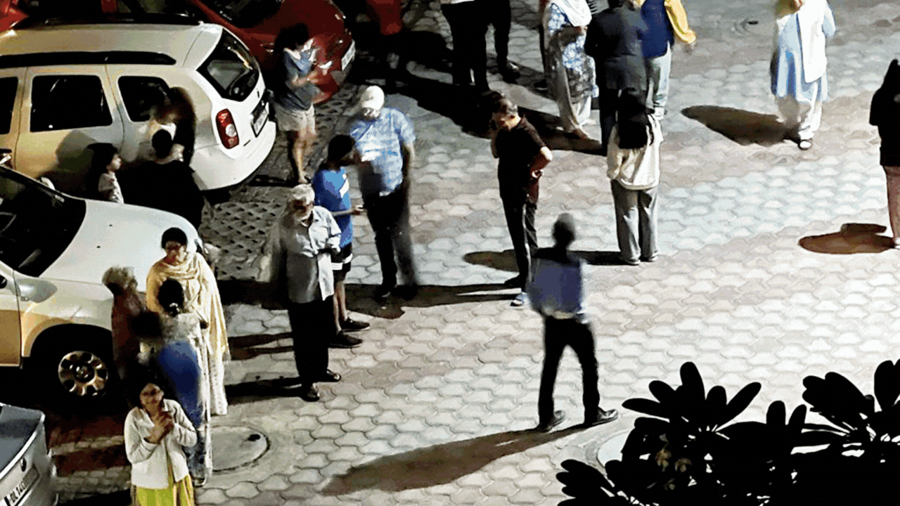 earth quake delhi 2
