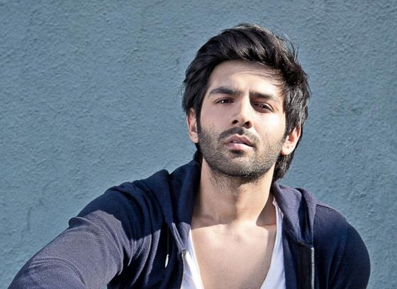 Kartik Aaryan at the promotion of Sonu Ke Titu Ki Sweety
