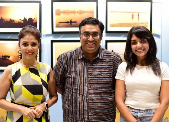 ‘মায়া’র গল্পে পরিচালক রাজর্ষি দে ও অভিনেত্রী দেবলীনা কুমার